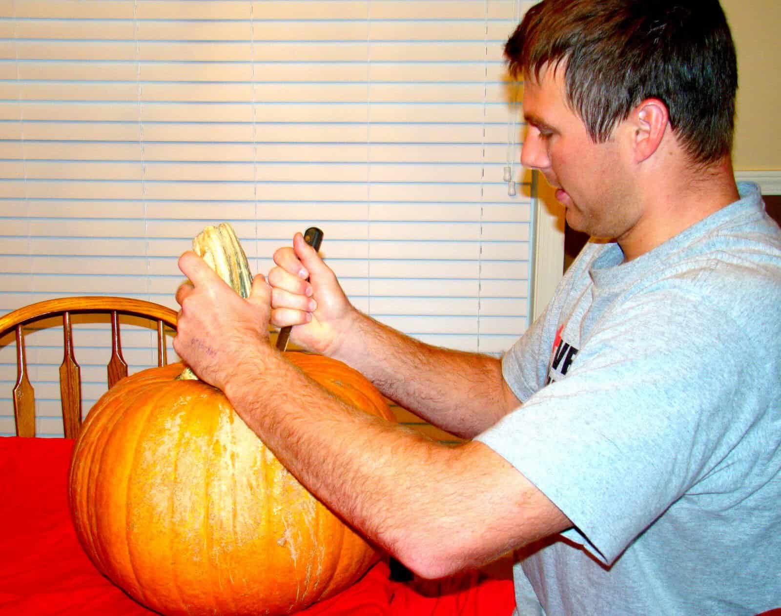 How to Carve a Pumpkin