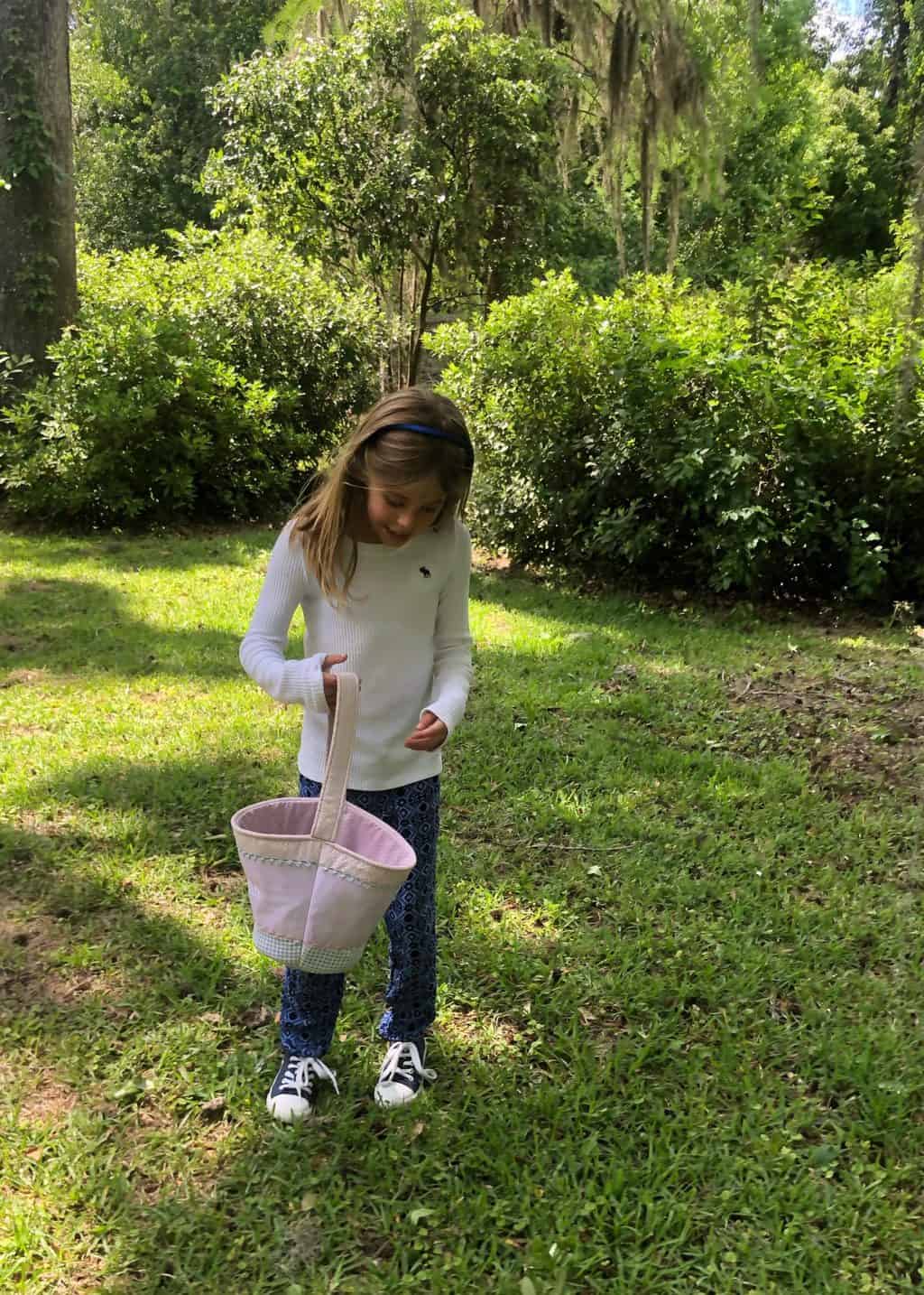 Katie's egg hunt with kids