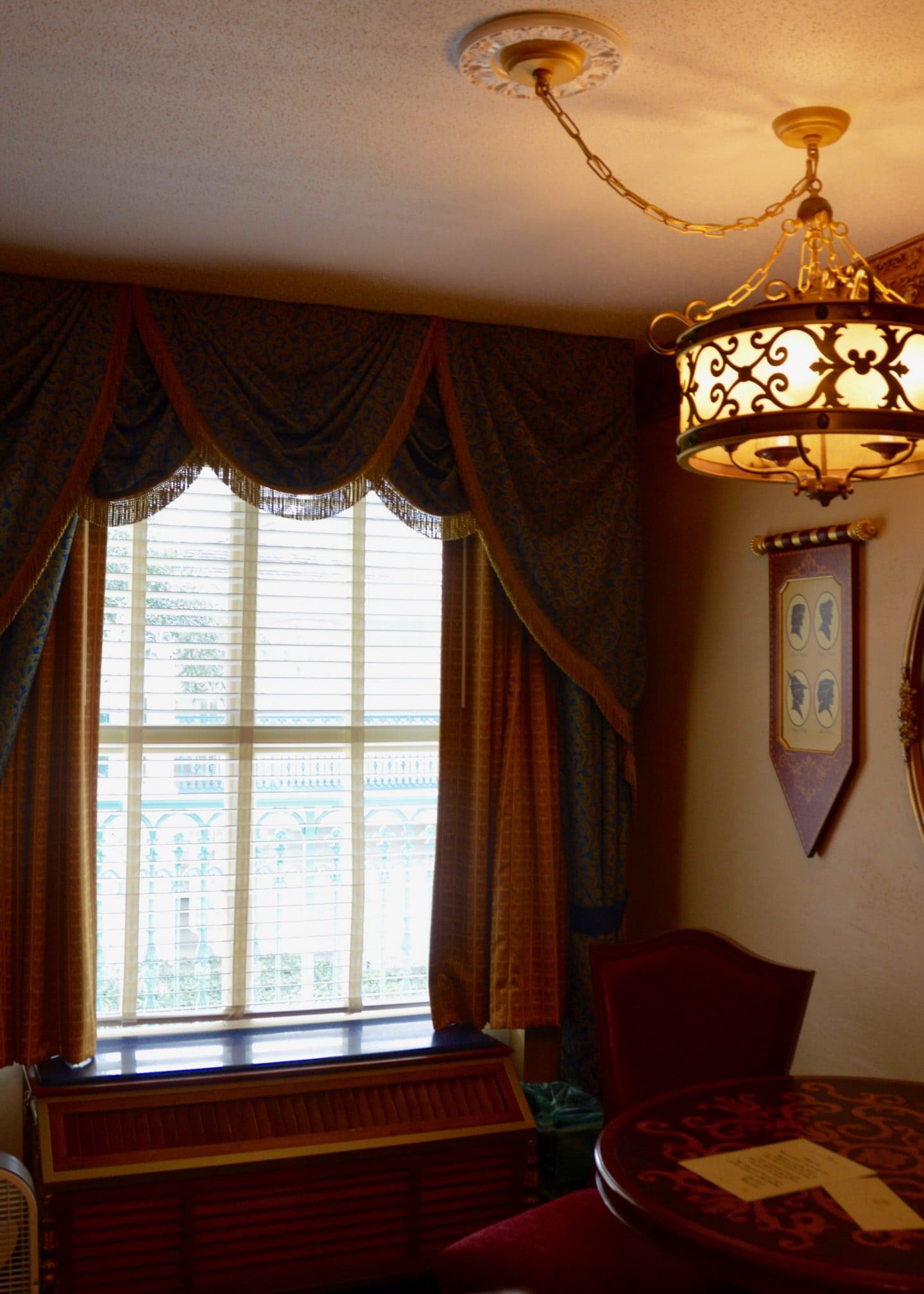 royal guest room at Disney's port orleans riverside