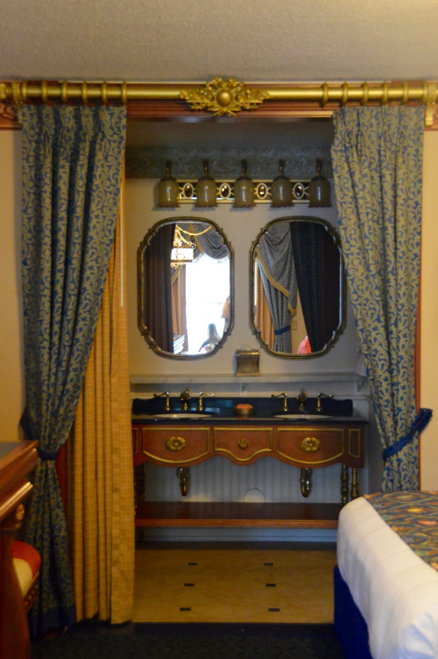 royal guest room at Disney's port orleans riverside