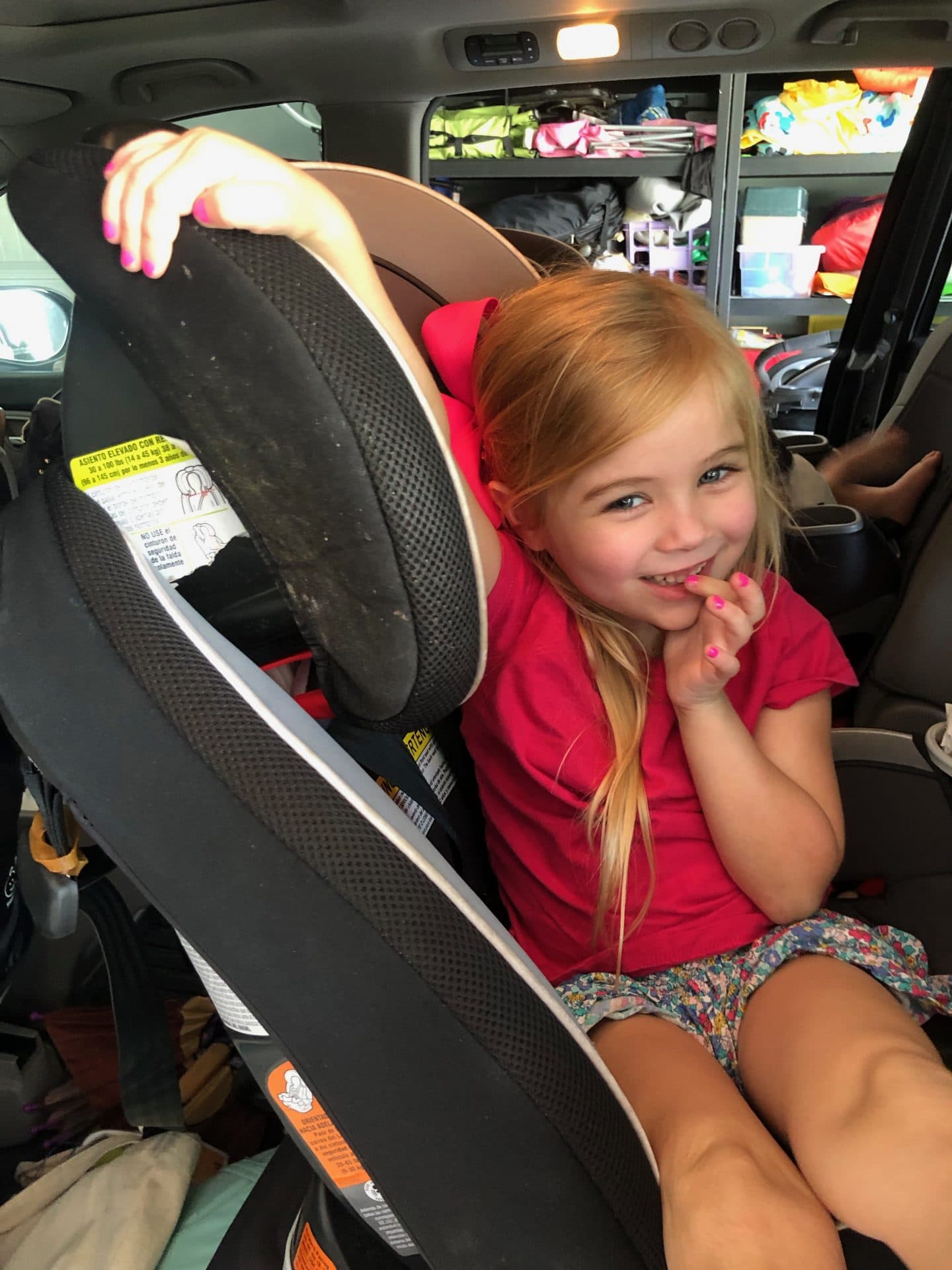 little girl rear facing car seat