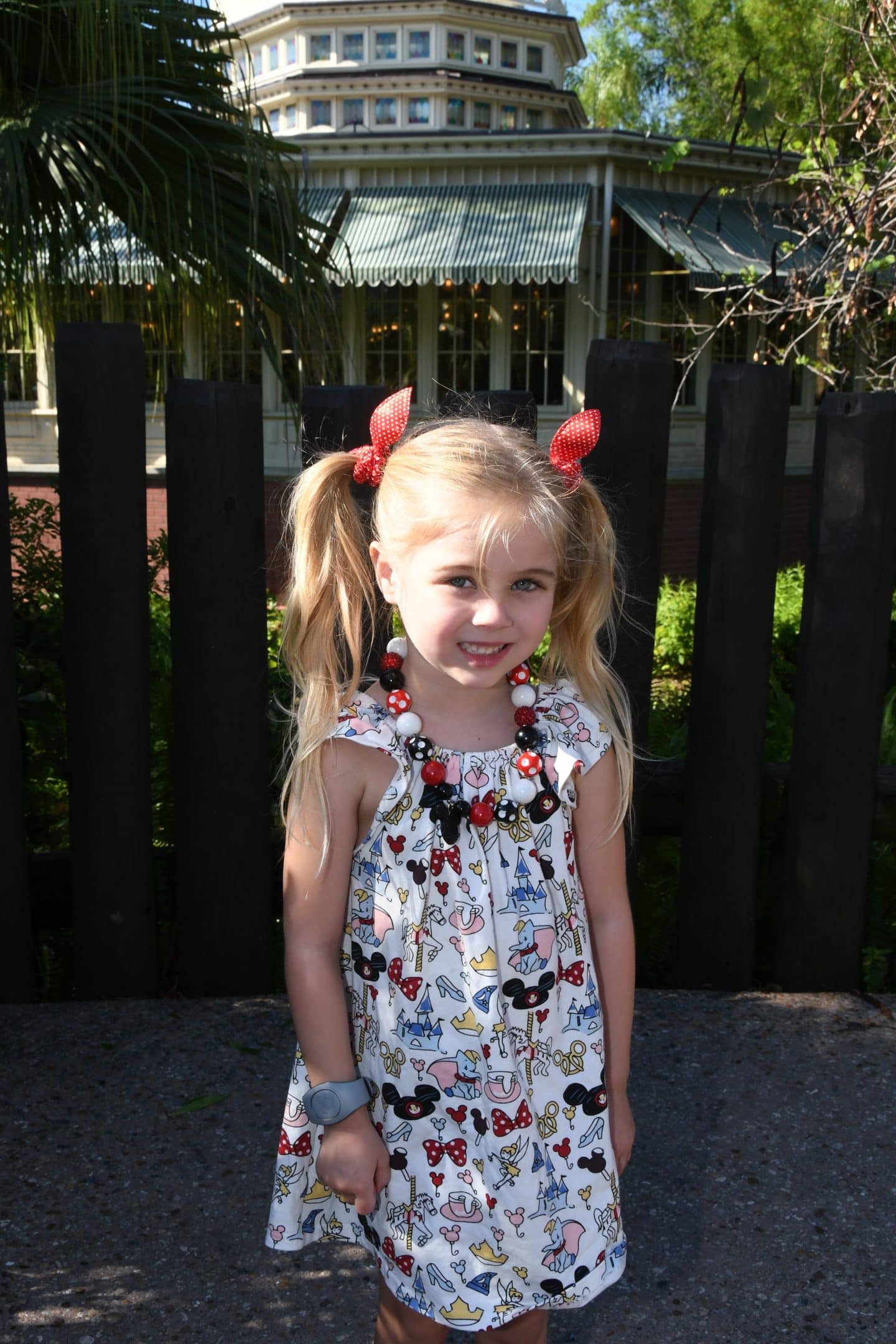 photo pass at Adventureland in magic kingdom