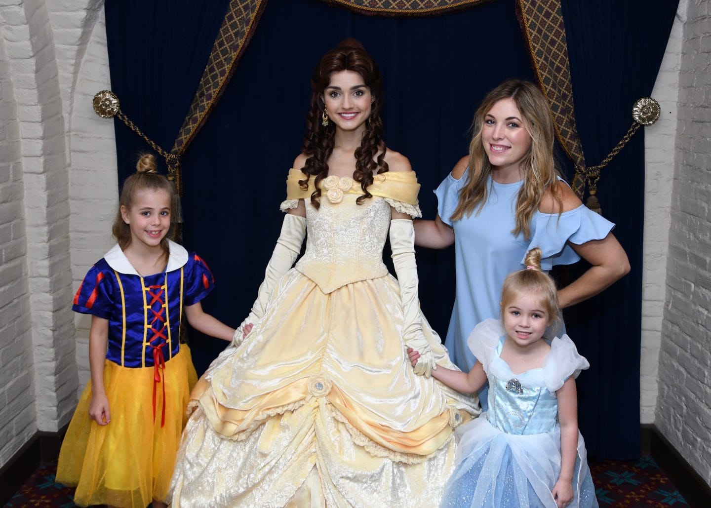 belle meet and greet at Epcot at Akershus princess breakfast