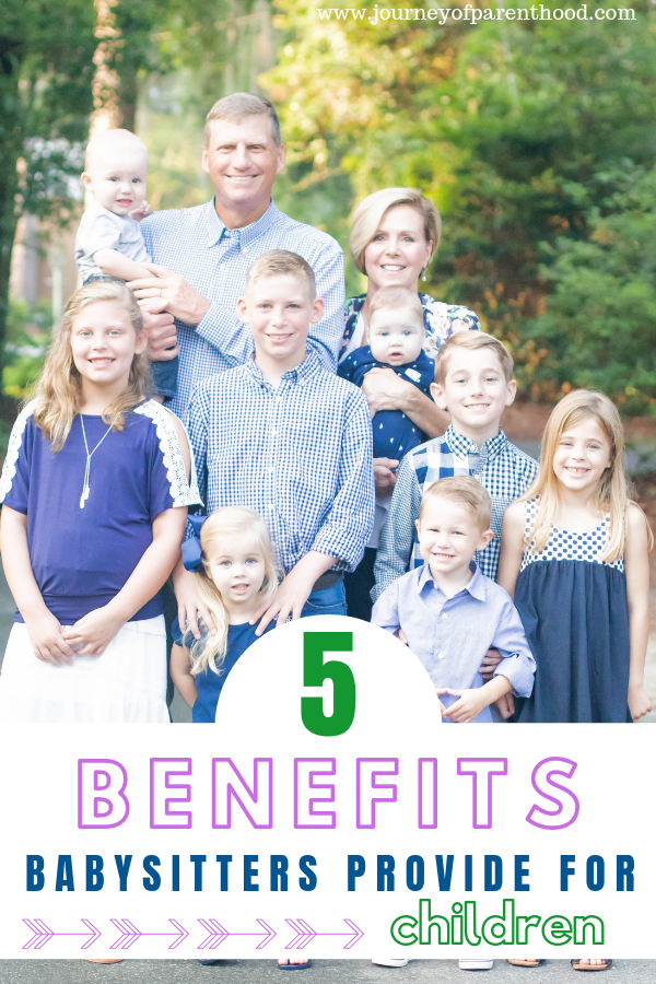 grandparents with grandchildren - 5 benefits babysitters provide for children