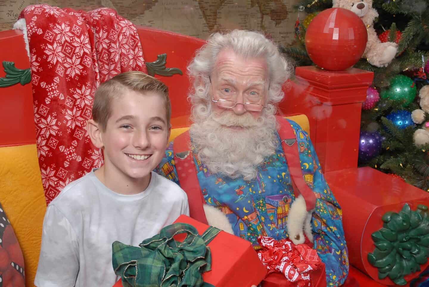 the santa workshop experience icon park orlando florida best place to meet santa for photos