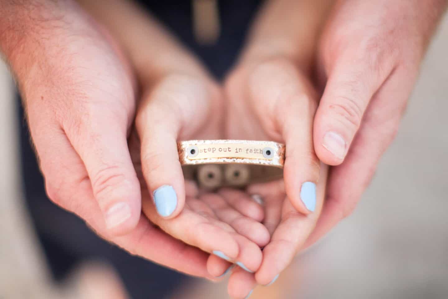 creative beach family photos