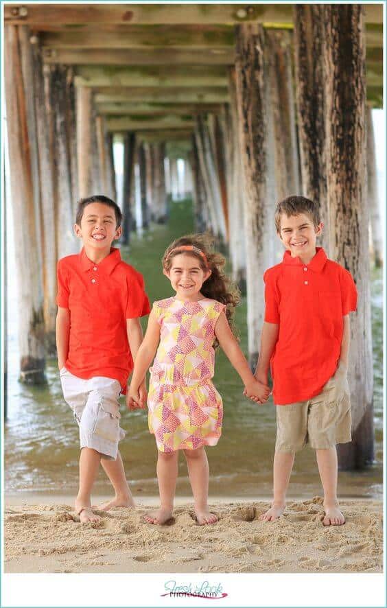 beach family photo ideas