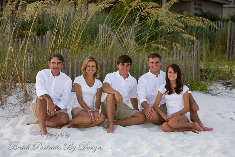 beach family photo ideas