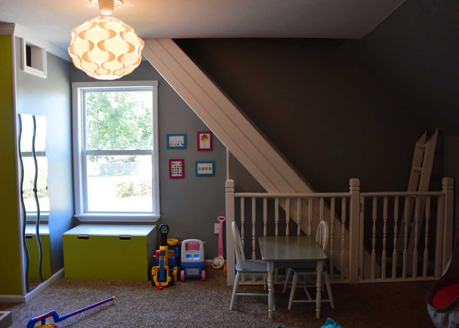 how to decorate a playroom