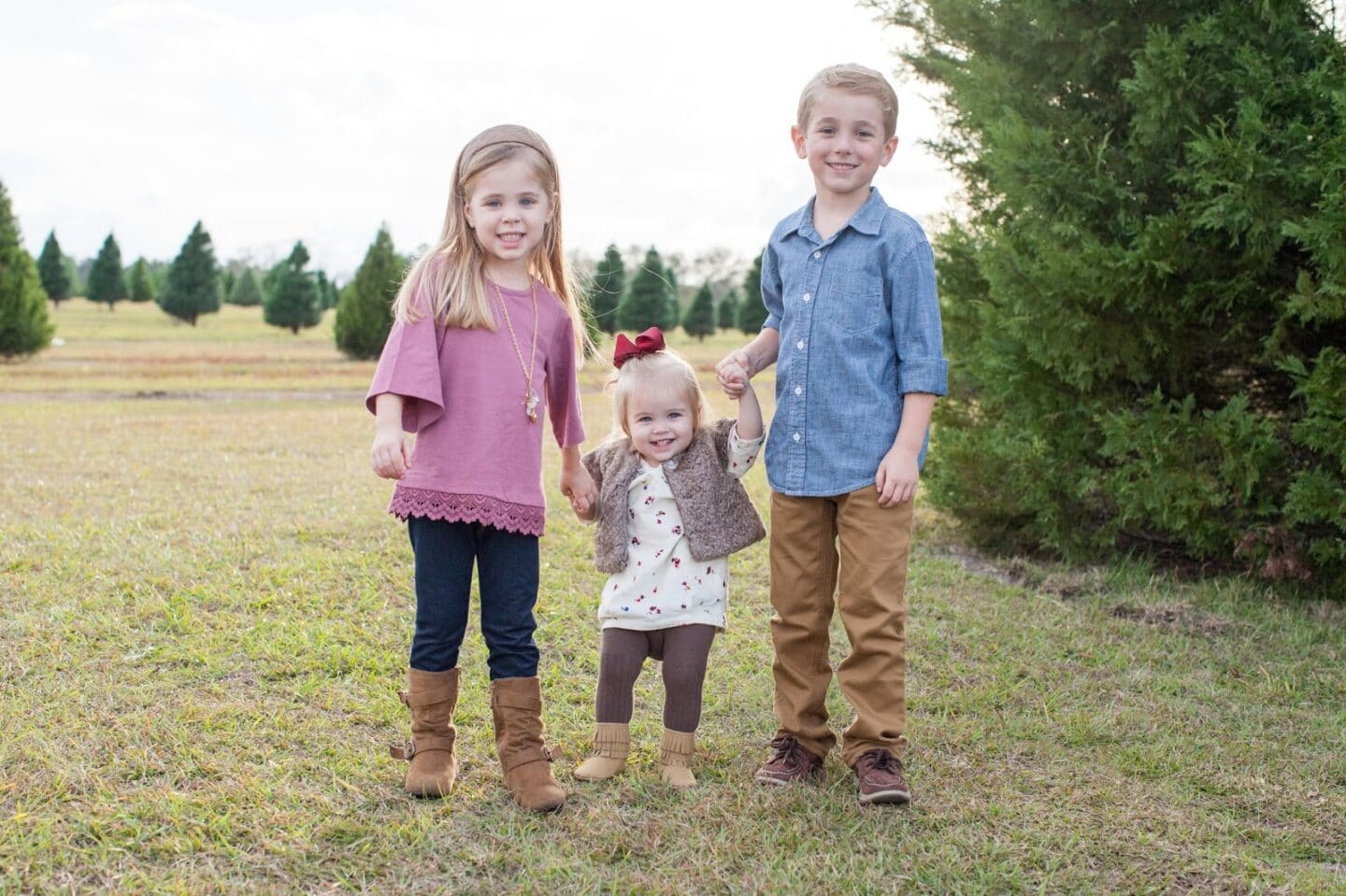 family picture ideas outside fall