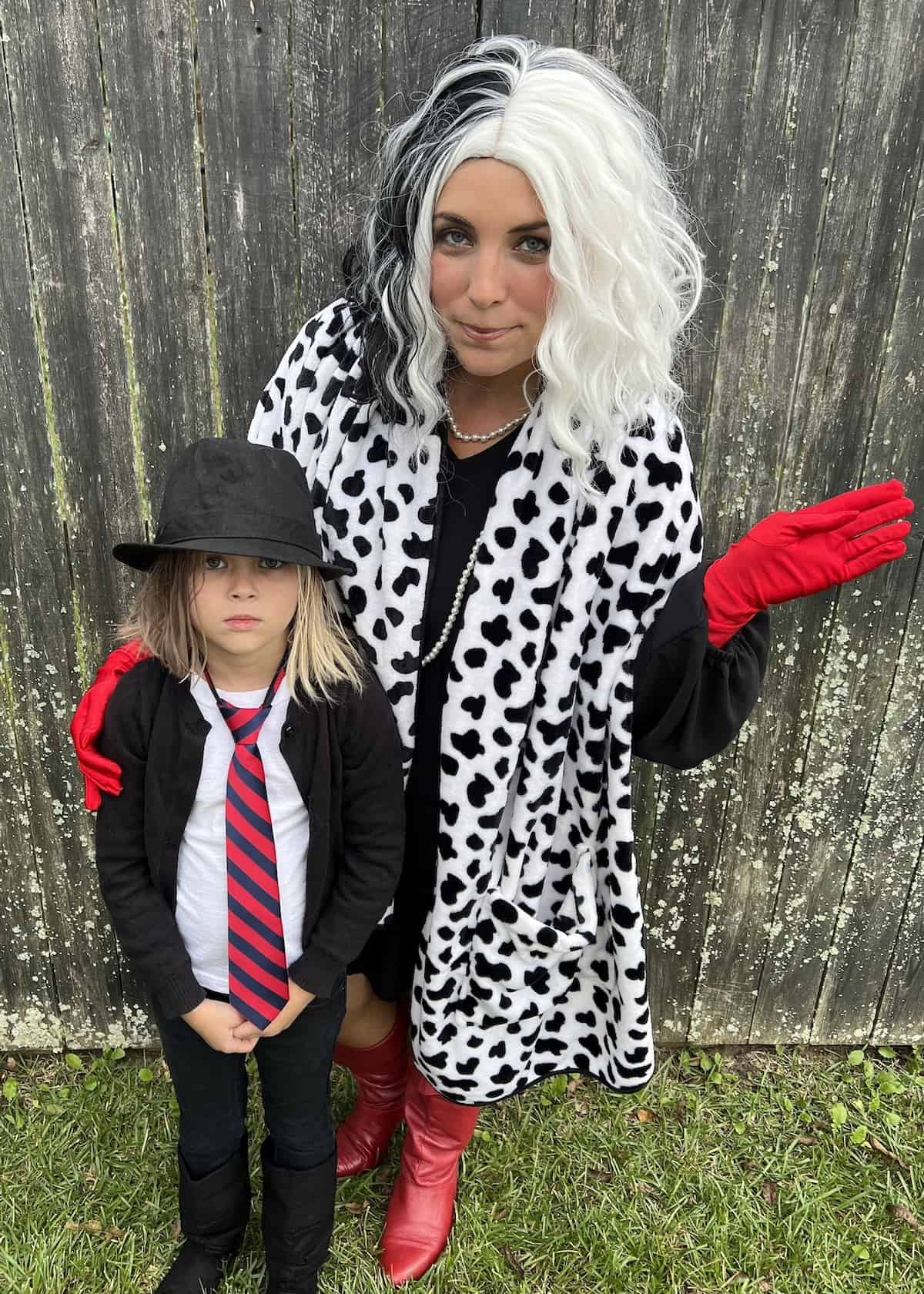 Cruella Family Costume Ideas for Halloween - an easy, DIY 101 Dalmatians family costume with a Cruella De Vil twist!