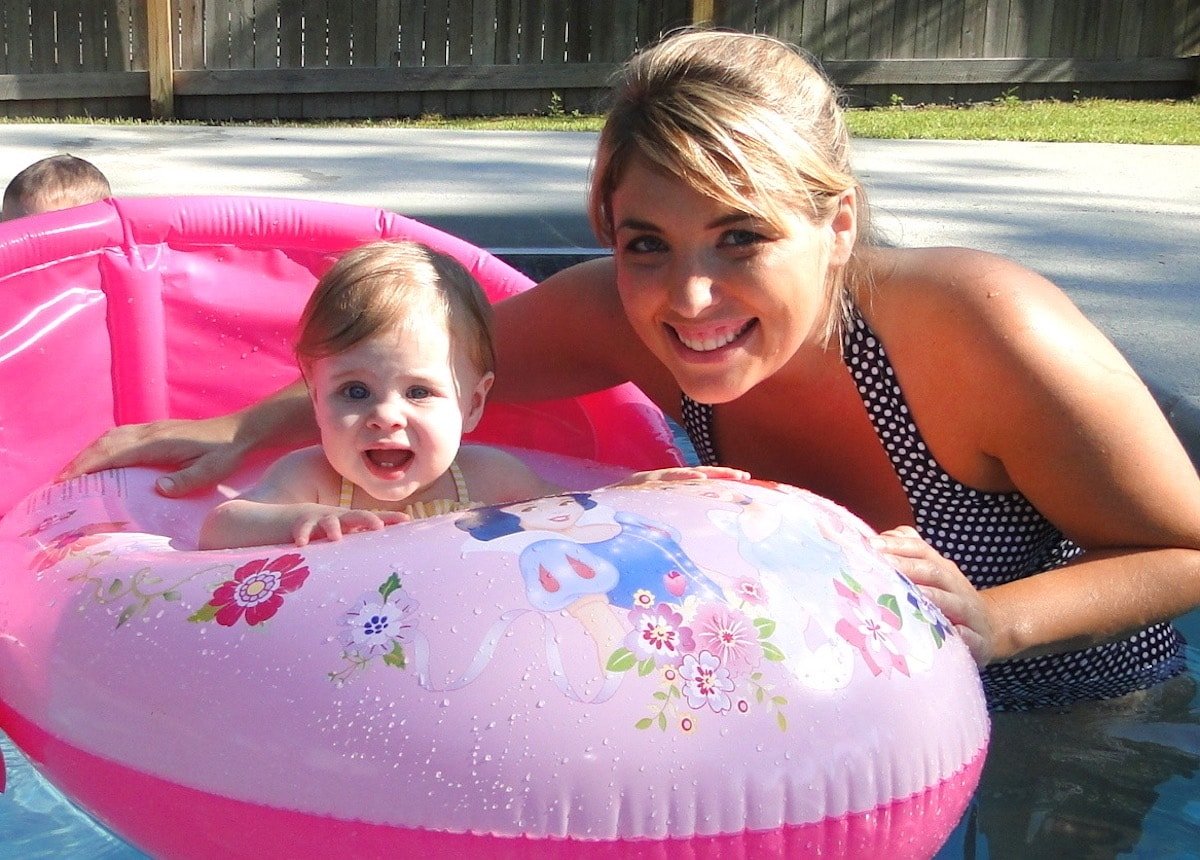 Introducing your baby or toddler to the swimming pool? Swim safety is a must! Here are my top pics for the best baby pool float!