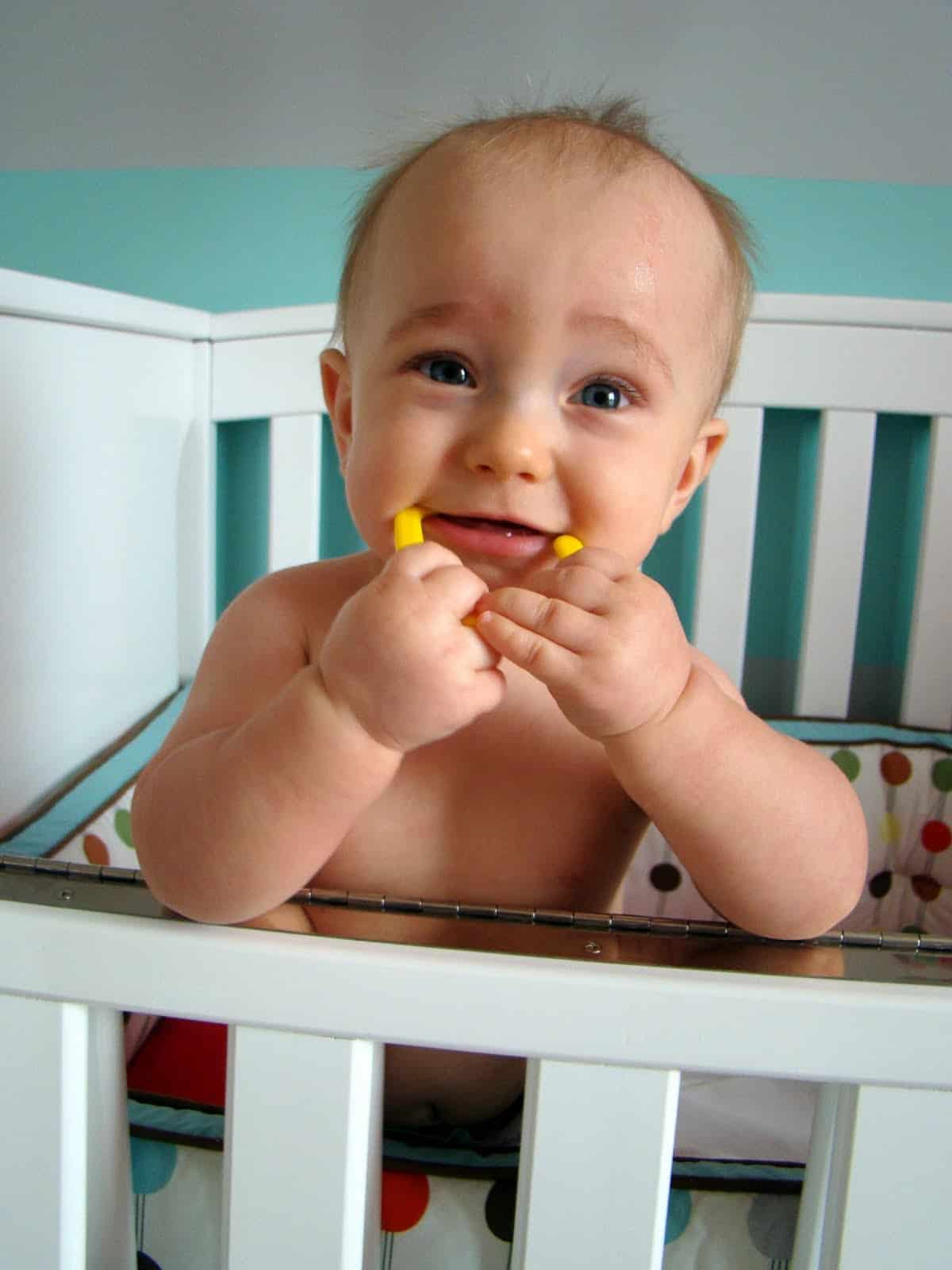 What can you expect during months 9 to 12 of a baby's life? Check out these baby summaries and sleep schedules plus major milestones! Including baby sleep regression 10 months as well as 11 month old tantrums