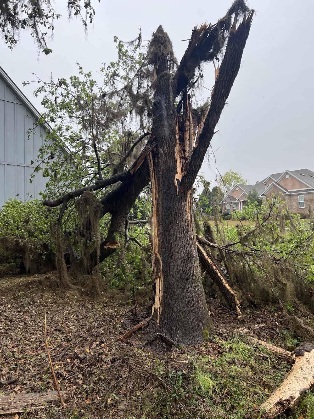 Lightning damage to house - when lightning strikes your house. What I learned when my house was struck by lightning. 