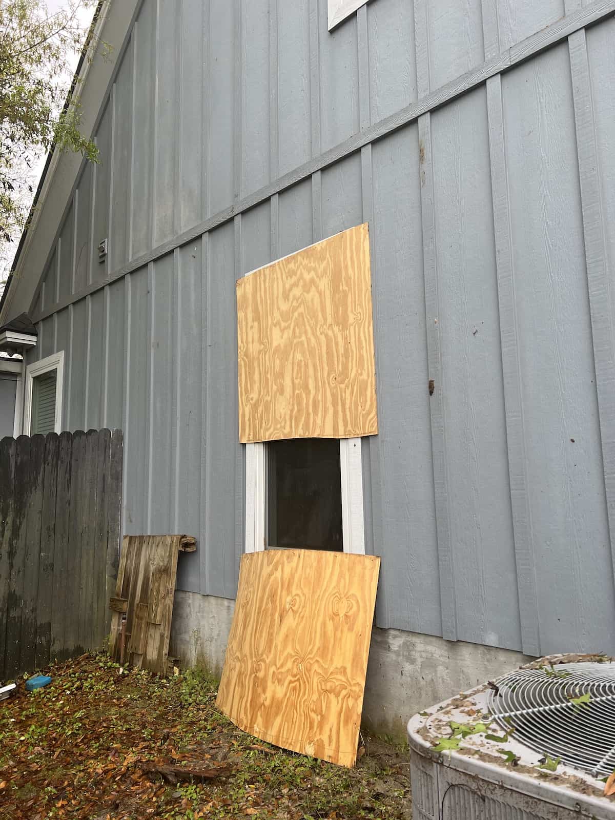 Lightning damage to house - when lightning strikes your house. What I learned when my house was struck by lightning. 