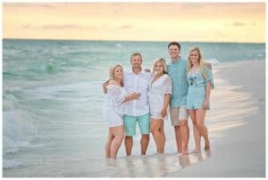 30+ Best Beach Family Photo Ideas: Tips for Getting the Best Pictures