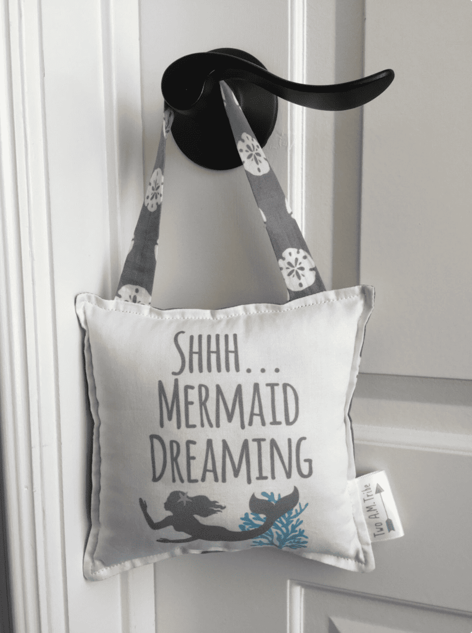 the little mermaid nursery - mermaid themed nursery ideas 